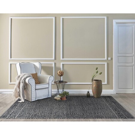 Homeroots 78 x 114 in. Grey or Black Wool Rug 374736